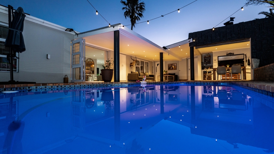 5 Bedroom Property for Sale in De Bron Western Cape